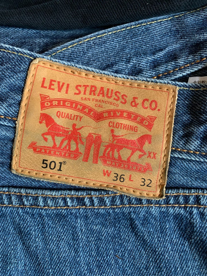 Jeans, Lewis, str. 36