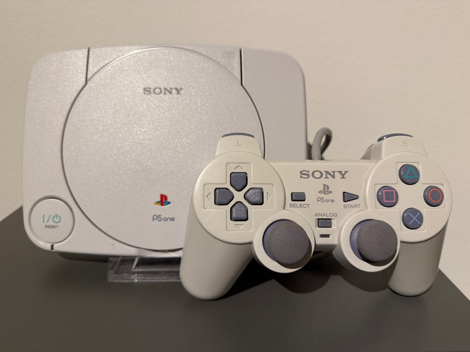 Playstation 1, PSone - SCPH-102