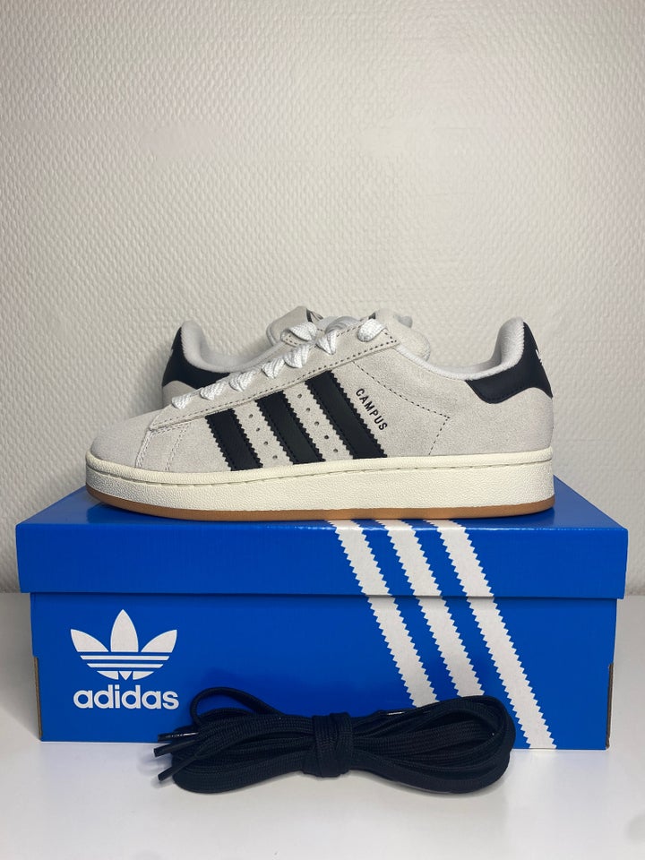 Sneakers, str. 37, Adidas