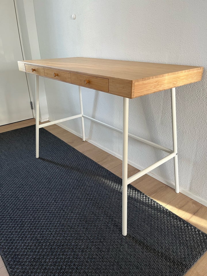 Skrivebord, IKEA , b: 102 d: 49 h: 74