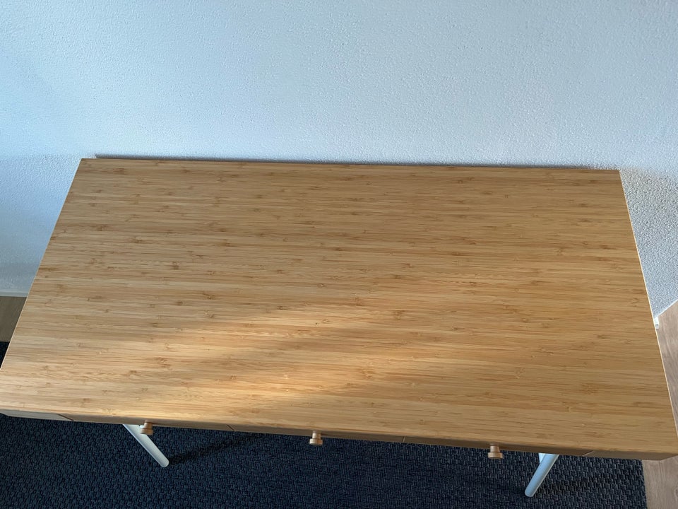 Skrivebord, IKEA , b: 102 d: 49 h: 74