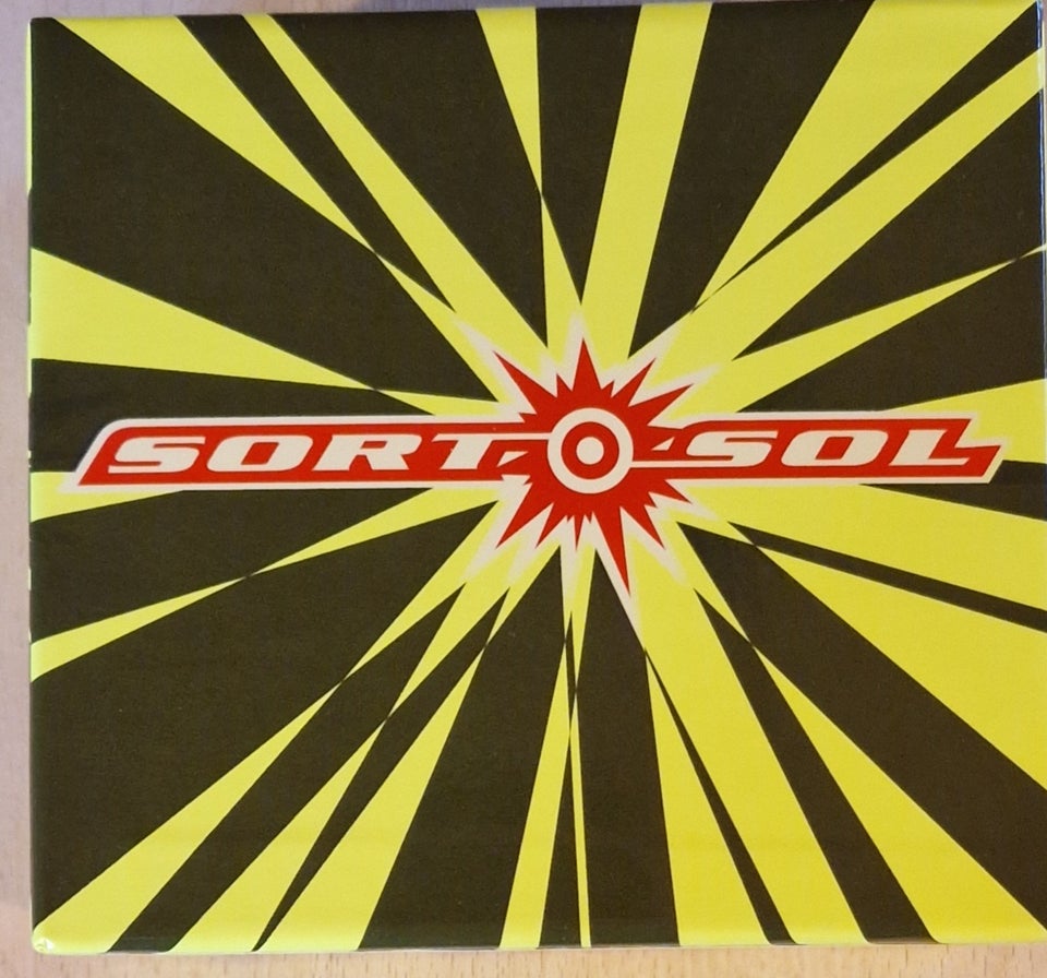 Sort sol: Sort sol, rock