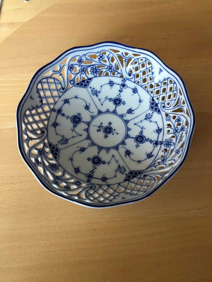 Porcelæn, Skåle, Engelsk og Tysk