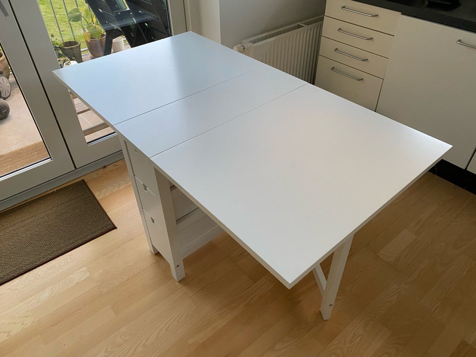 Klapbord, Ikea