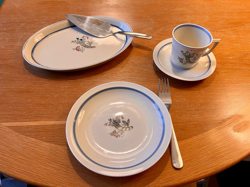 Porcelæn, Kaffestel, Royal