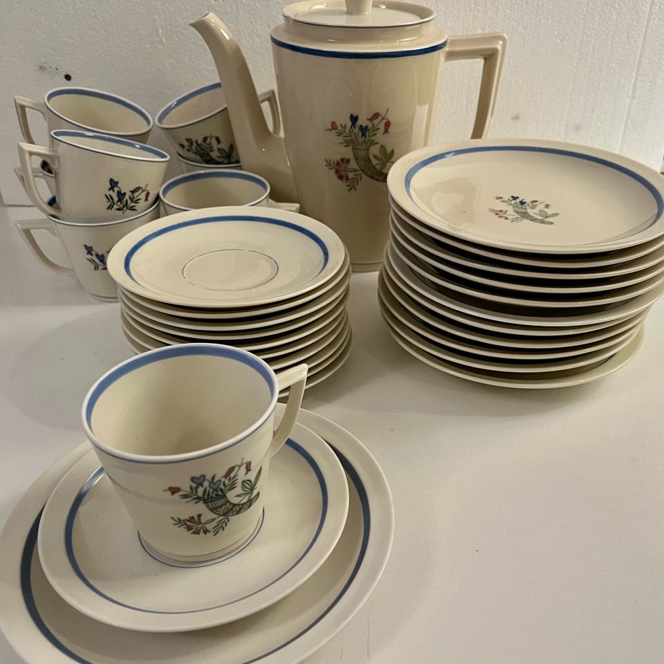 Porcelæn, Kaffestel, Royal