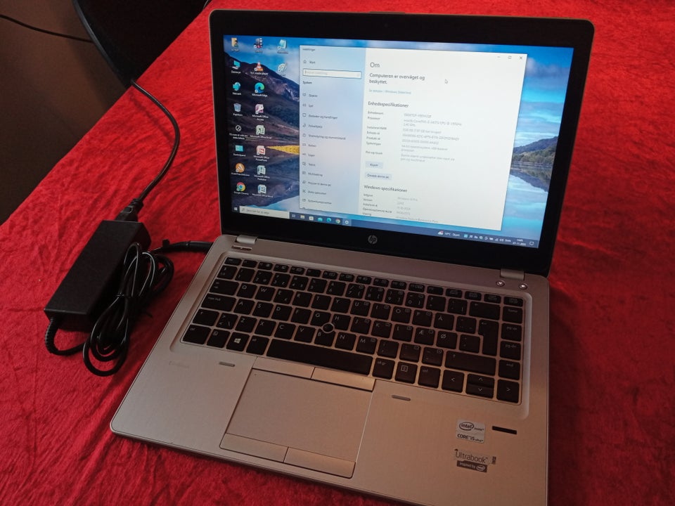 HP Hp Ultrabook, 2.40 GHz, 8 GB ram