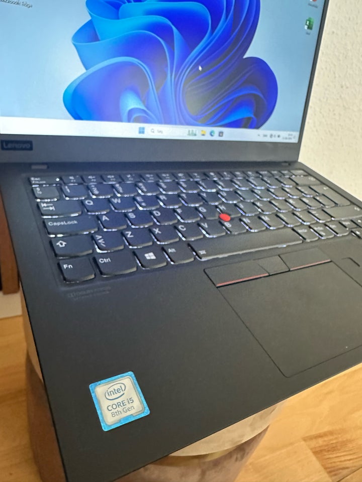 Lenovo X1 Carbon gen 7 Core i5 GHz 8