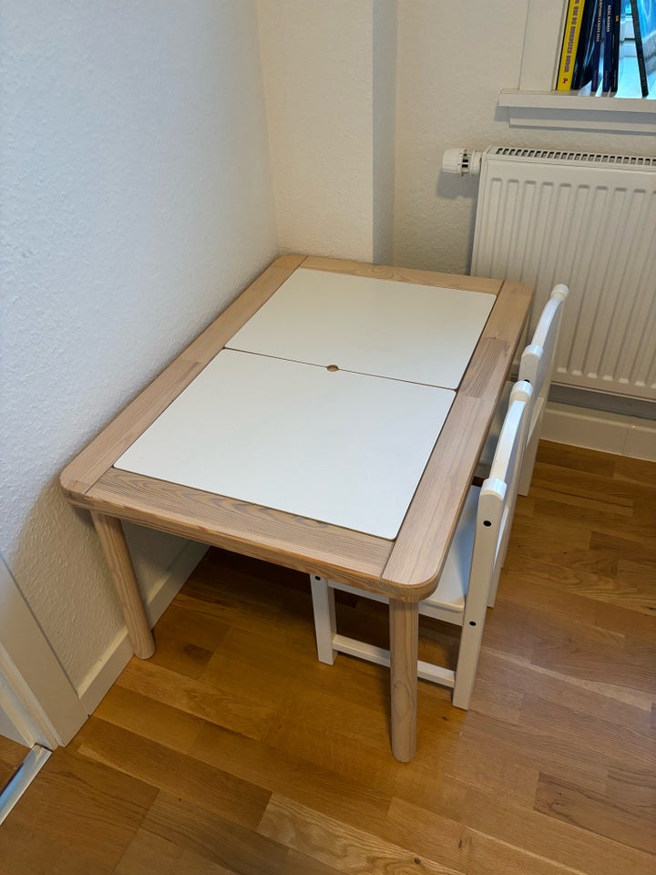 Skrivebord, Ikea, b: 83 d: 58