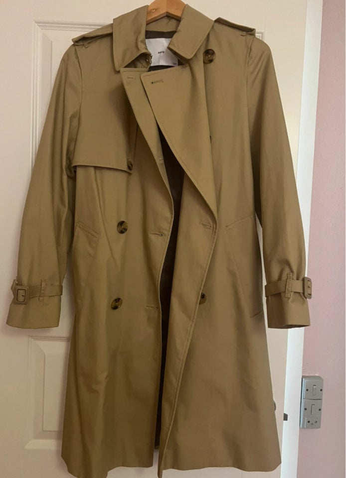 Trenchcoat, str. 46, Mango