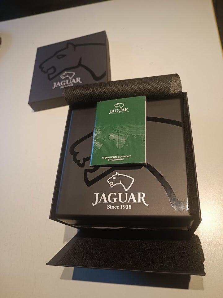 Smartwatch, Jaguar