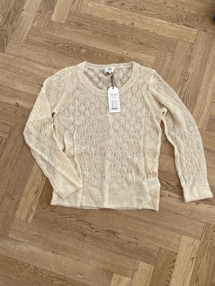 Sweater, Noa Noa, str. 40