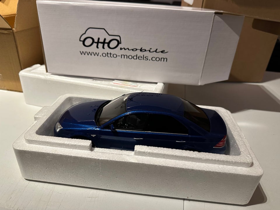 Modelbil OttoMobile Ford Mondeo