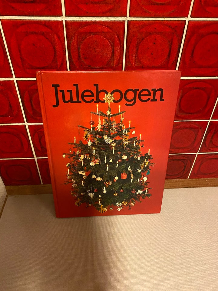 Julebogen, Knudby, genre: anden