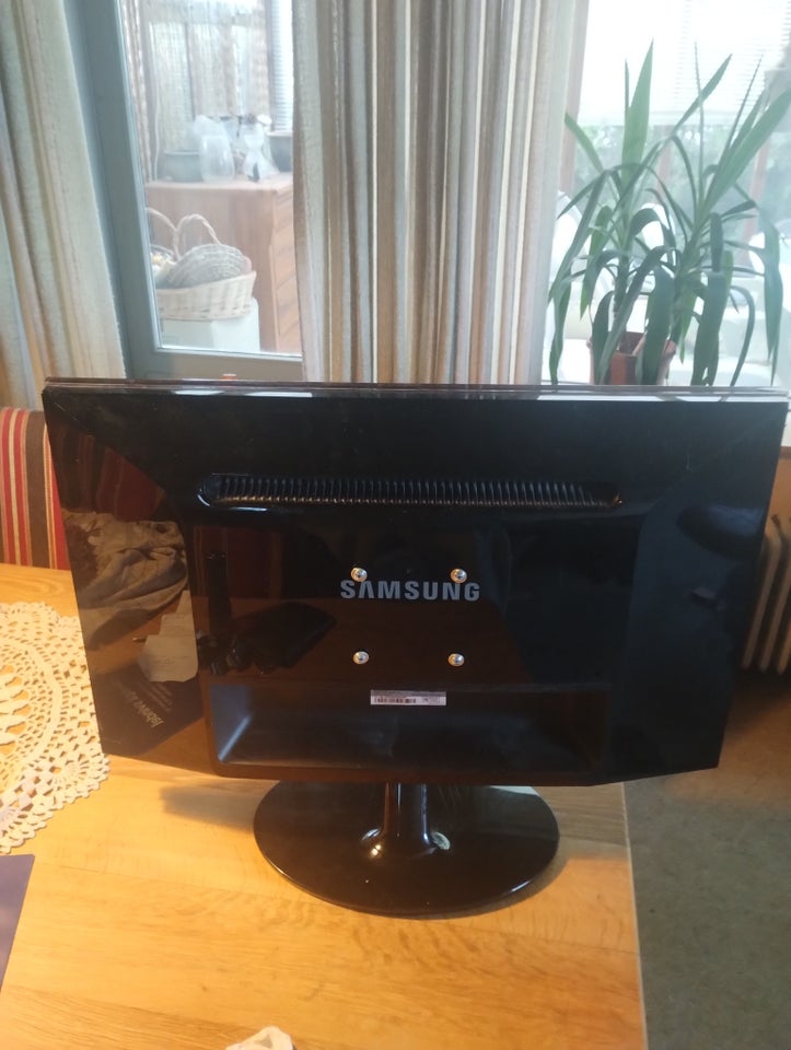 Samsung SyncMaster, P2350, 24