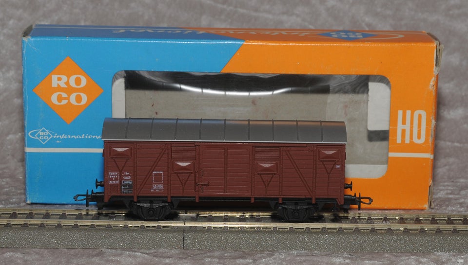 Modeltog, HM-H0-ROCO Lukket SNCF