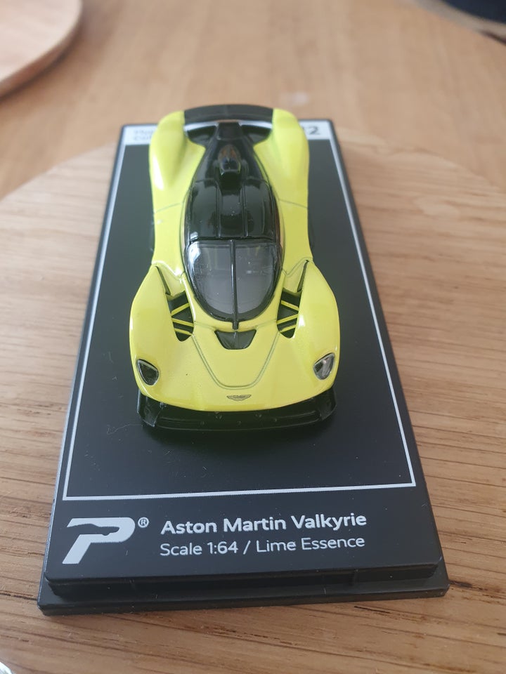 Modelbil, PosterCars Aston Martin