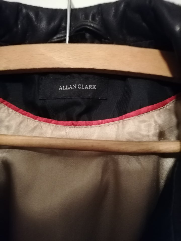 Læderjakke, str. M, allan clark M