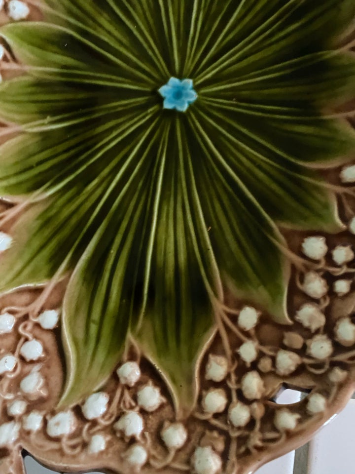 Fajance, Majolica fad, Majolica