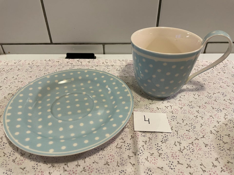 Porcelæn, Kopper med underkopper,