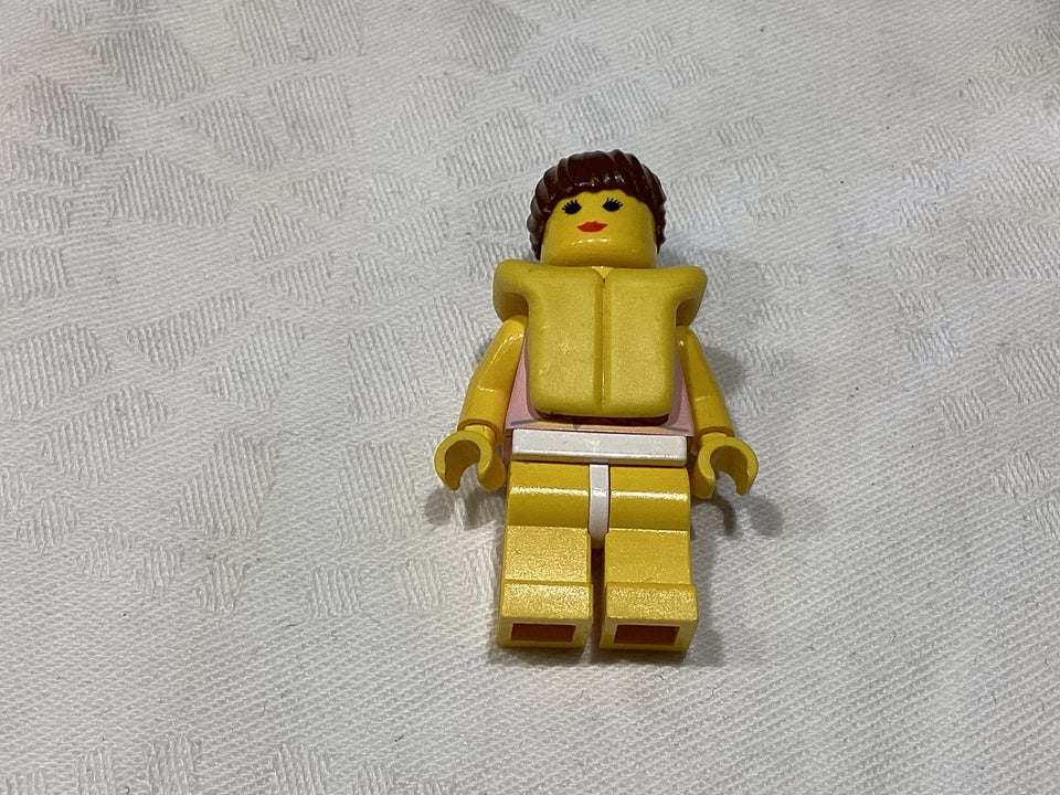 Lego Minifigures Res-Q - Female