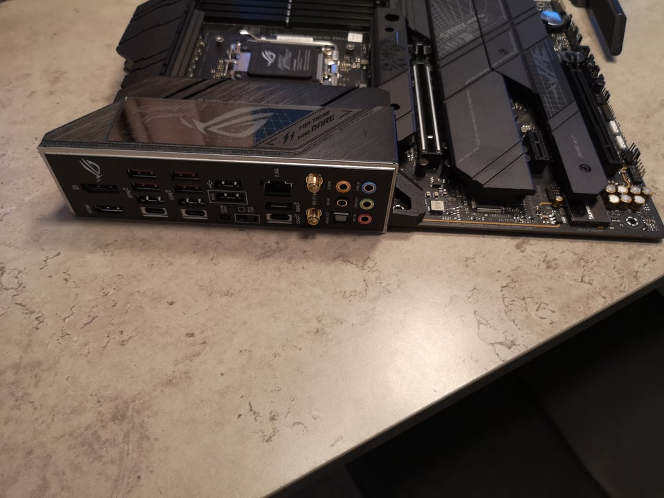 Bundkort ASUS ROG STRIX X670E-F