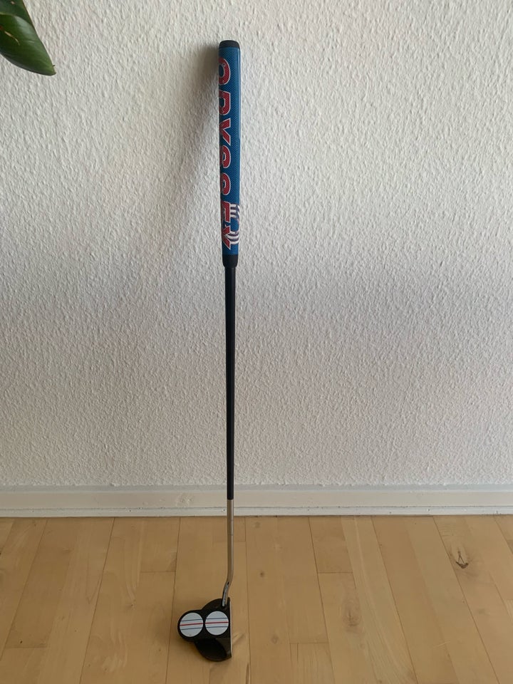 Grafit putter, Odyssey two Ball