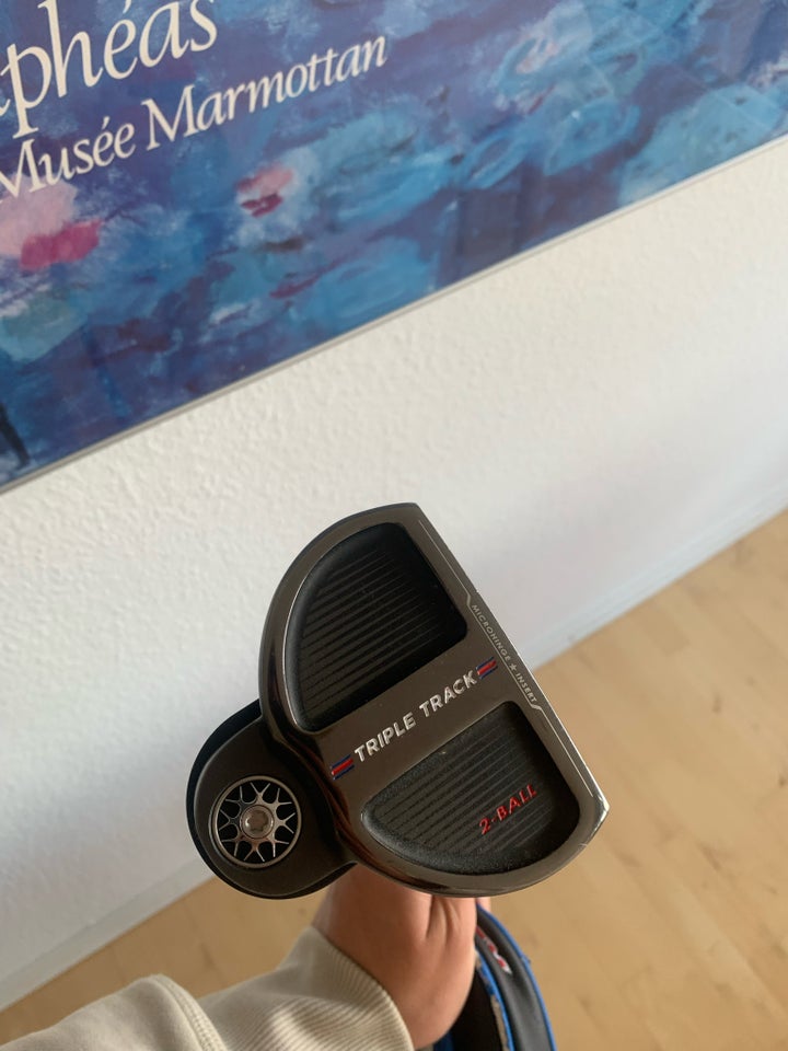 Grafit putter, Odyssey two Ball