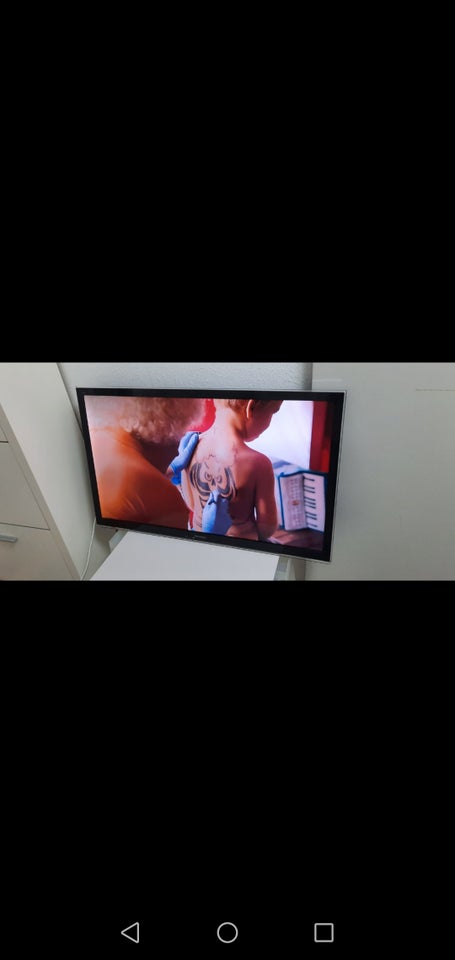 LCD, Panasonic, 39"