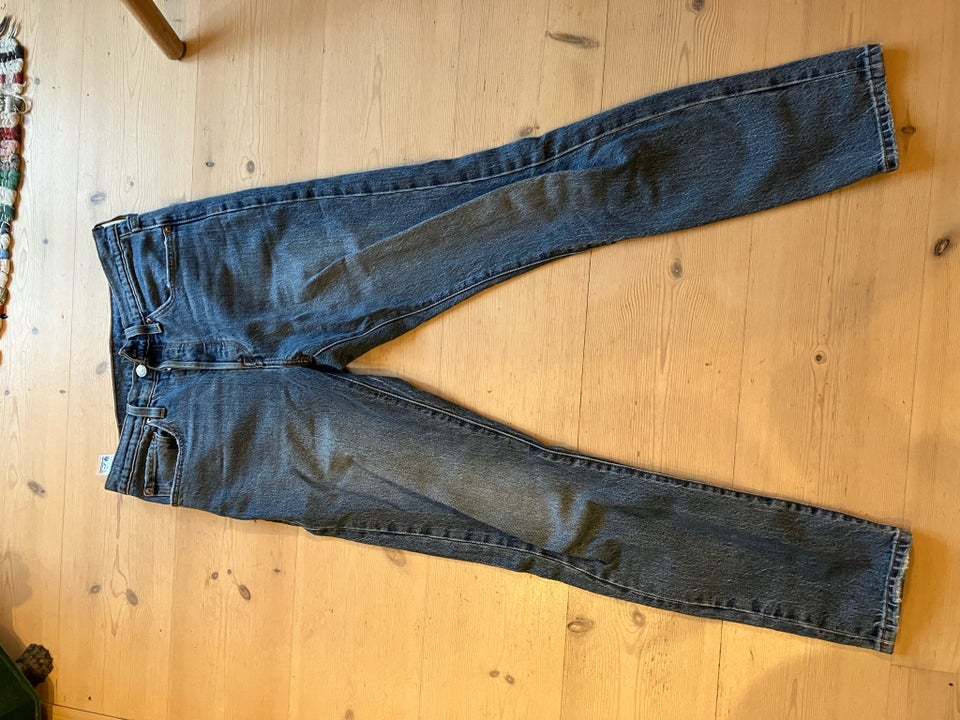 Jeans, Levis, str. 27