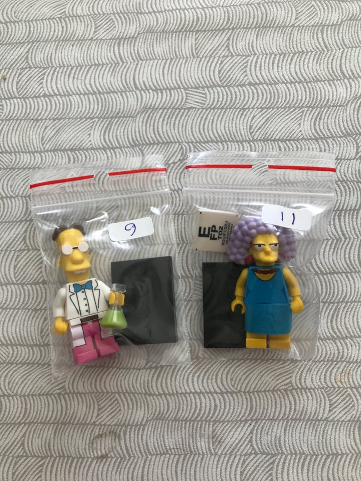 Lego Minifigures 71009