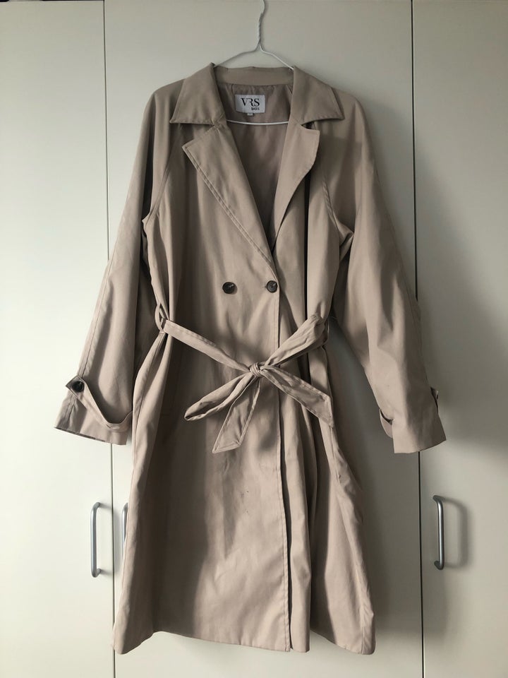 Trenchcoat str 46 VRS