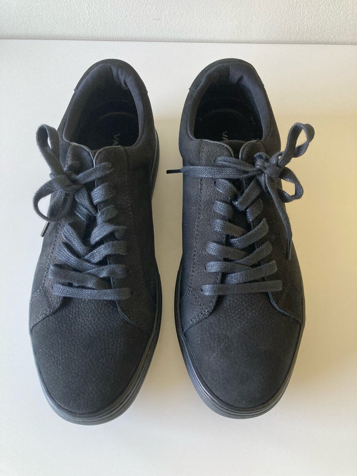 Sneakers, Vagabond, str. 40