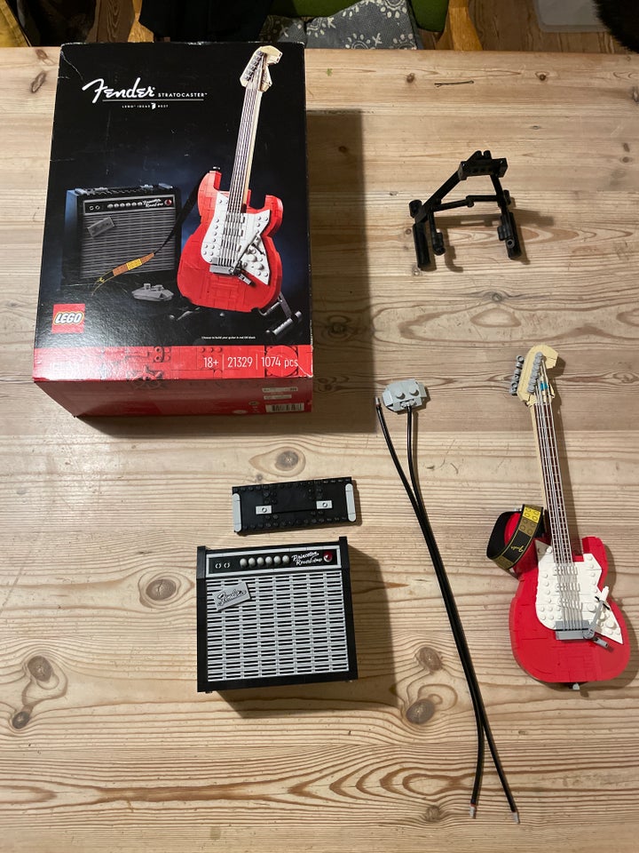 Lego andet, Fender stratocaster