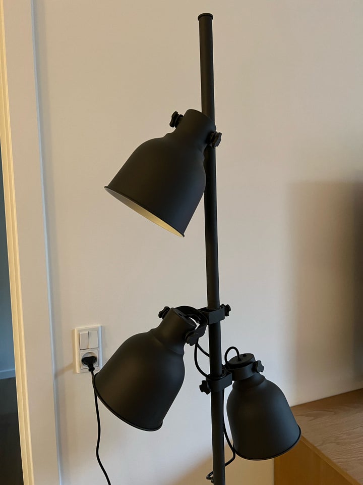 Standerlampe, Ikea