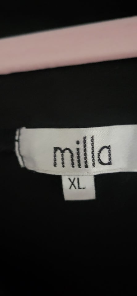 str 42 Milla xl Sort