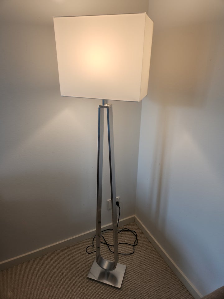 Gulvlampe, IKEA