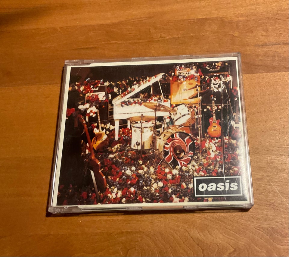 Oasis: Oasis, pop