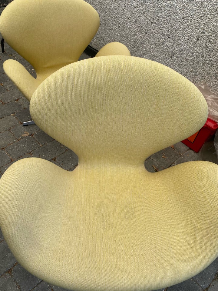 Arne Jacobsen, Svane, Stol