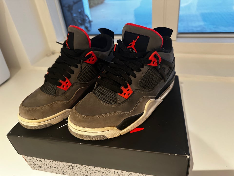 Sneakers, Air Jordan, str. 38