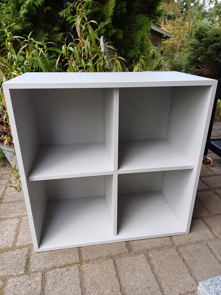 Anden reol, Ikea, b: 70 d: 35 h: 70