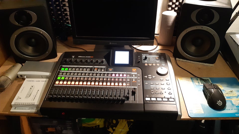 Digital portastudio Tascam 2488