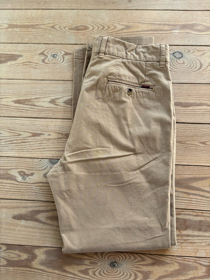 Chinos, Sebago, str. 48