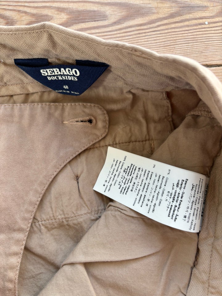 Chinos, Sebago, str. 48