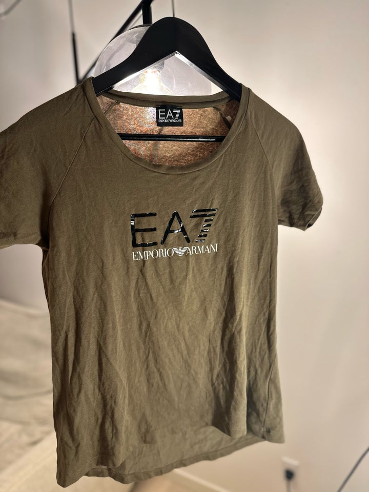 T-shirt, EA7, str. 38