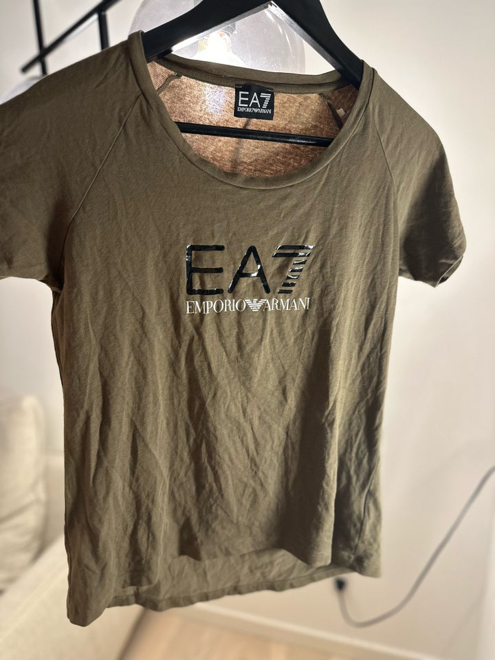 T-shirt, EA7, str. 38