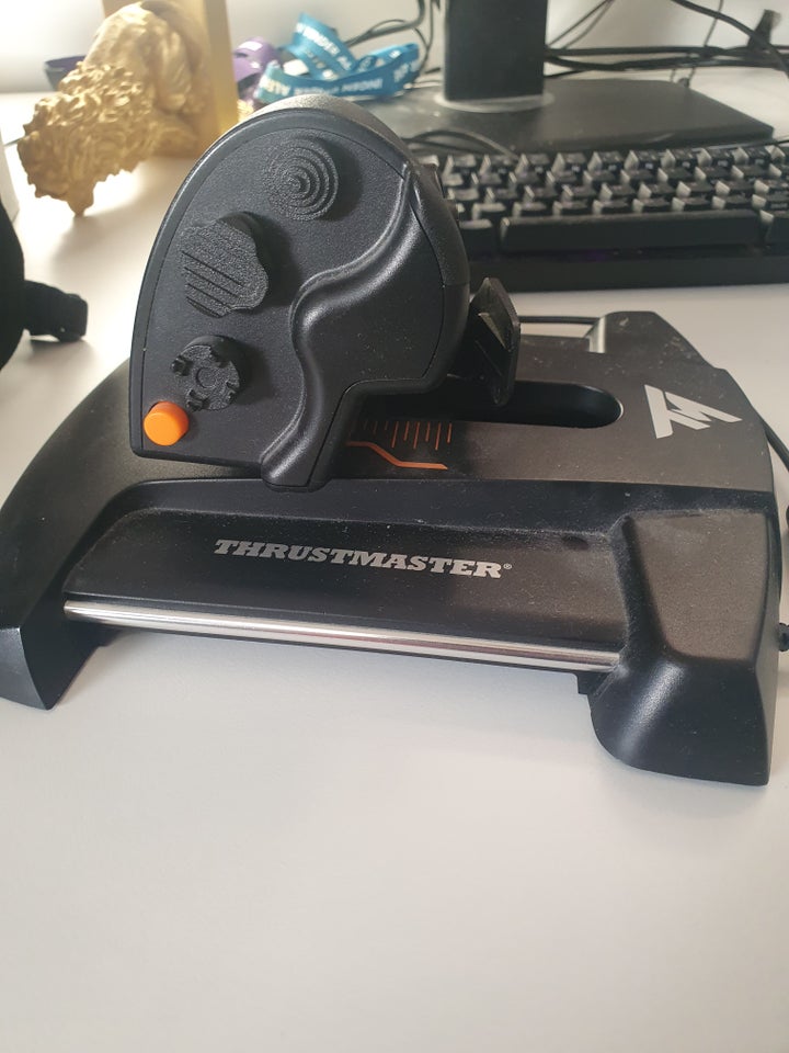 Andet, Universal, Thrusmaster