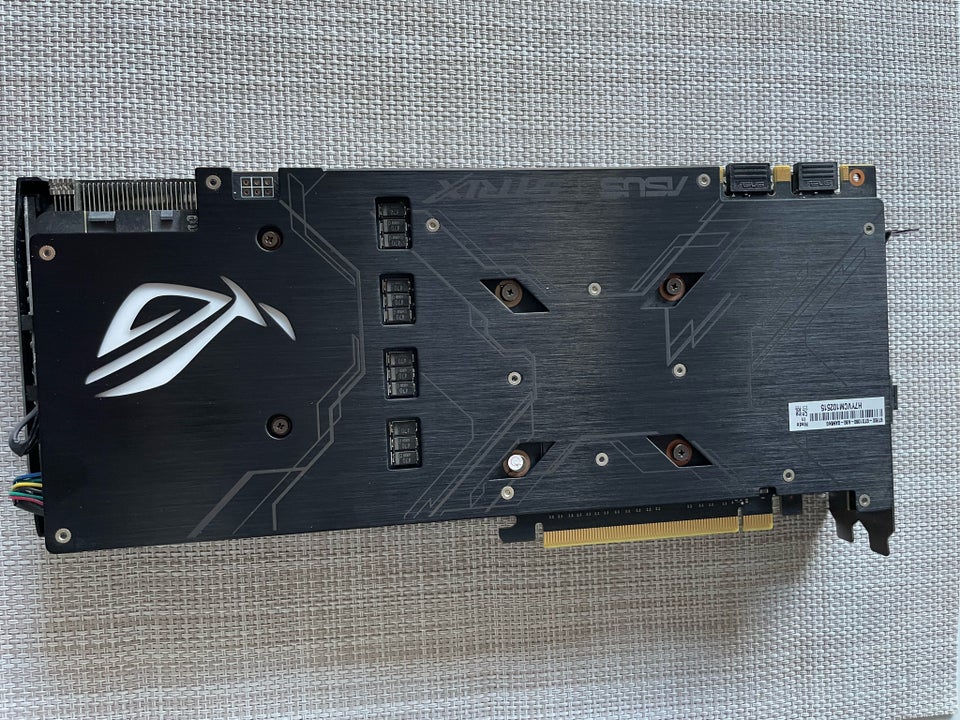 GeForce GTX 1080 Asus, 8 GB RAM,