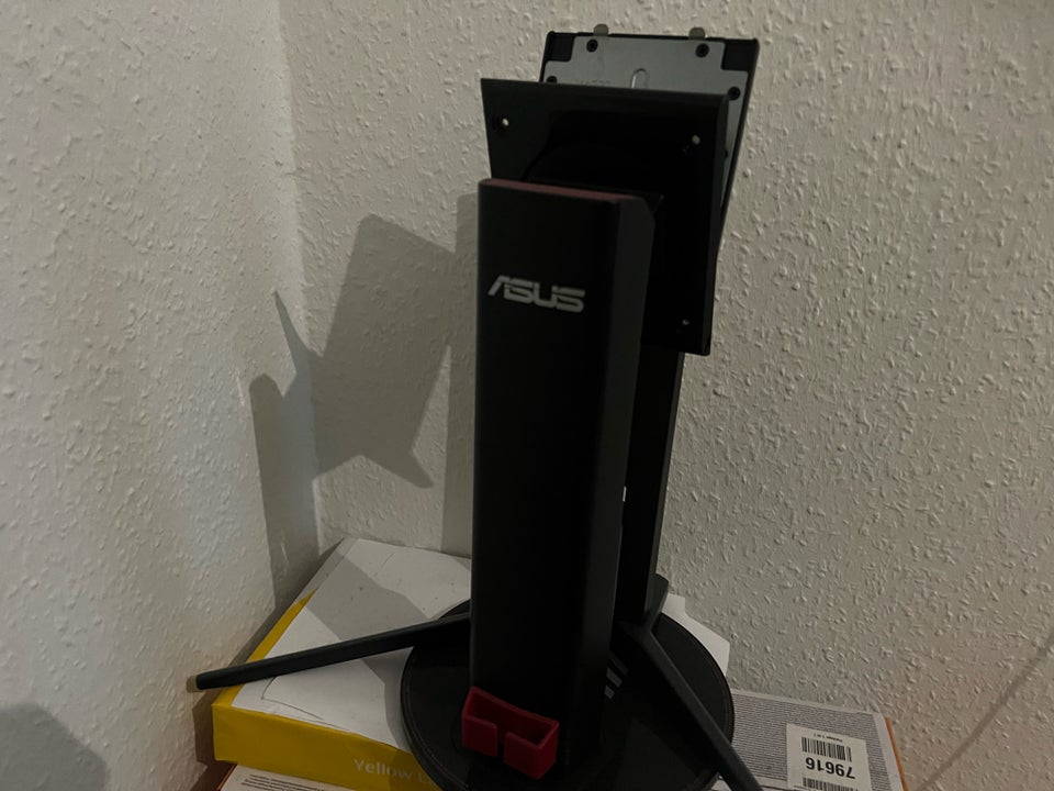 Asus  VG24QE 3D 24 tommer