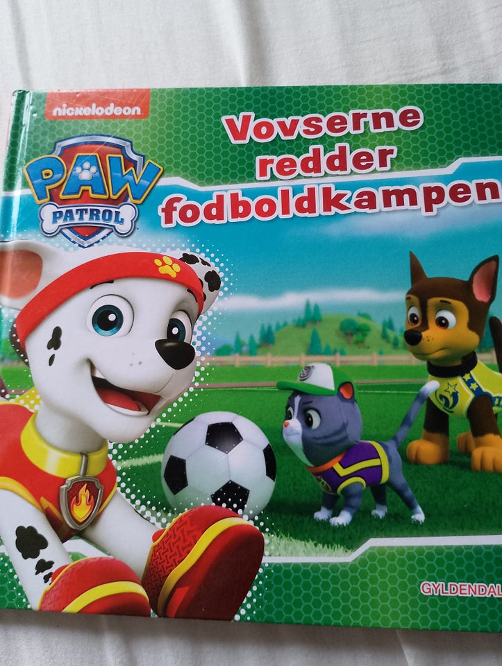 Vovserne redder fodboldkampen ,